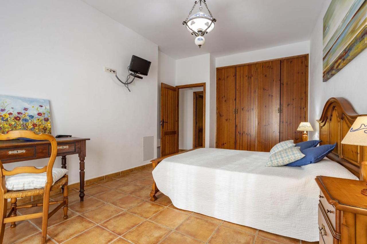 Pou Monjo Guest House Selva  Exterior foto